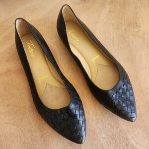 Trotters Estee Woven Pointed Toe Flats Womens Size 11 Narrow Black Leather